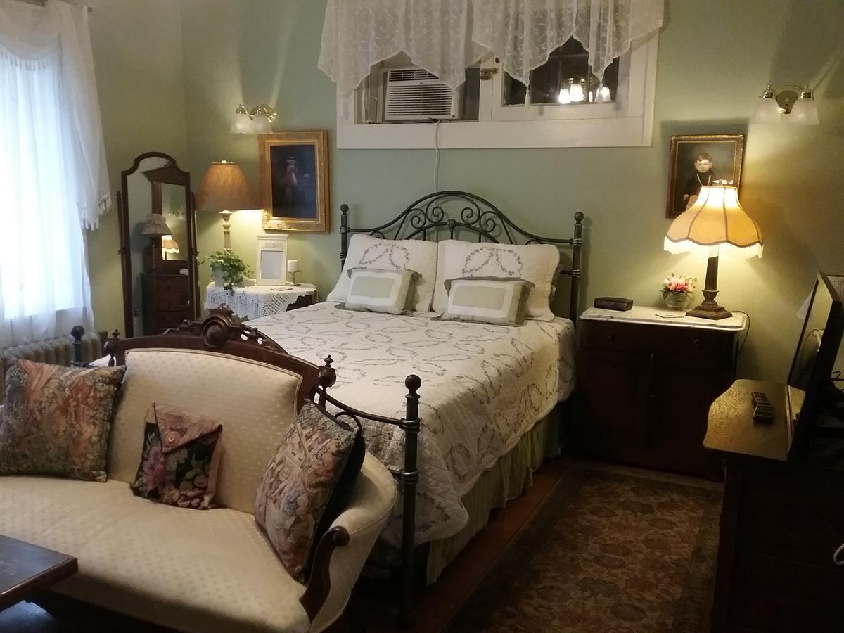 Hanover House Bed And Breakfast Καταρράκτες του Νιαγάρα Εξωτερικό φωτογραφία