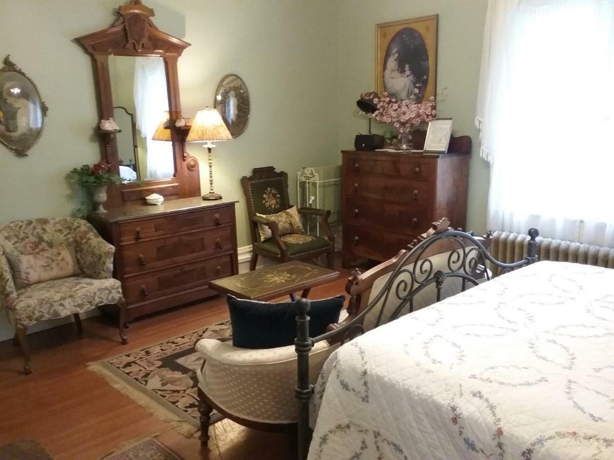 Hanover House Bed And Breakfast Καταρράκτες του Νιαγάρα Εξωτερικό φωτογραφία